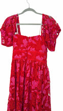 Load image into Gallery viewer, ML Monique Lhuillier Size 6 Red Pre-Owned Dress- Ladies
