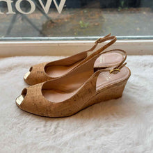 Load image into Gallery viewer, Stuart Weitzman Size 10 Tan Wedge Pre-Owned Shoes- Ladies
