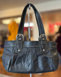 Coach Black Pre-Owned Purse- Ladies