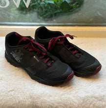 Load image into Gallery viewer, Icebug Size 9 Black Sneaker Pre-Owned Shoes- Ladies
