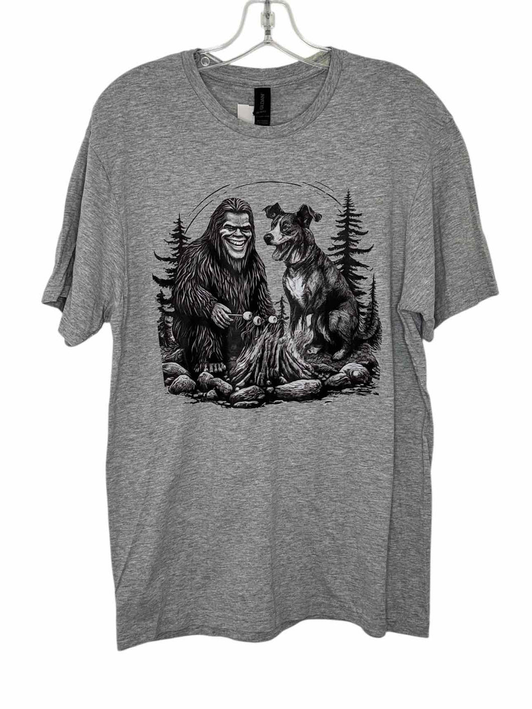 Gildan Size Medium Grey Pre-Owned T-Shirt- Ladies