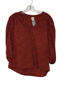 Roan + Ryan Size Small Red Print Pre-Owned Top- Ladies