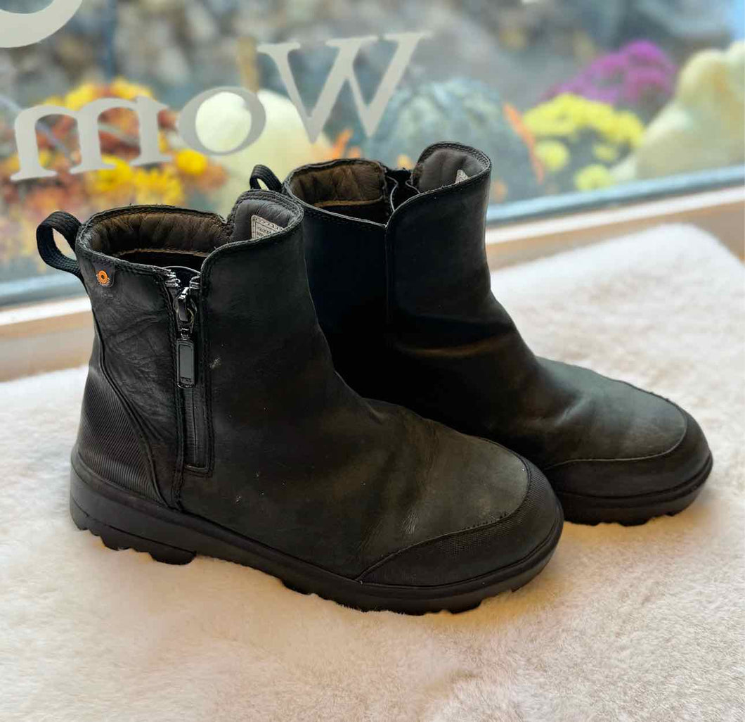 Bogs Size 6.5 Black Pre-Owned Boots- Ladies