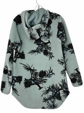 Load image into Gallery viewer, Columbia Size M Blue Print Pre-Owned Jacket- Ladies
