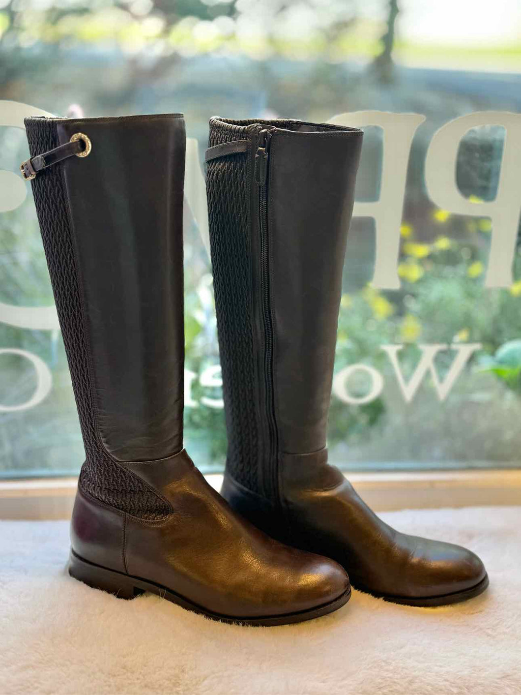 Cole Haan Size 9 Brown Pre-Owned Boots- Ladies