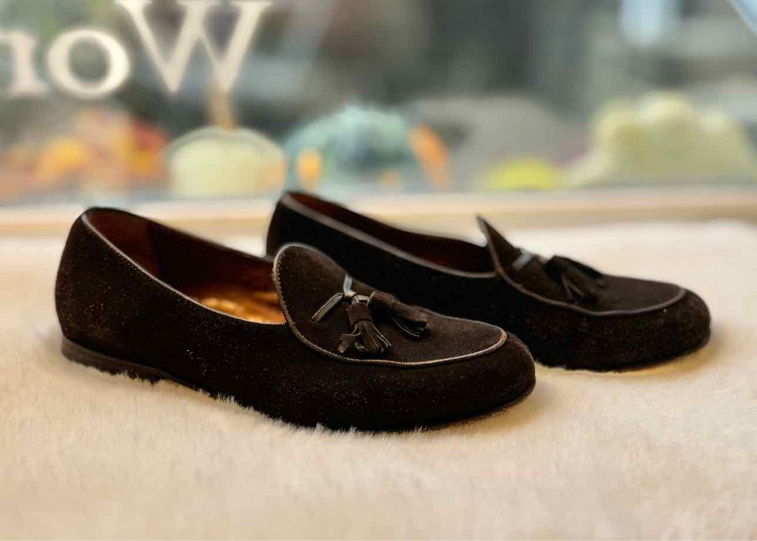 Size 6.5 Brown Loafer Pre-Owned Shoes- Ladies