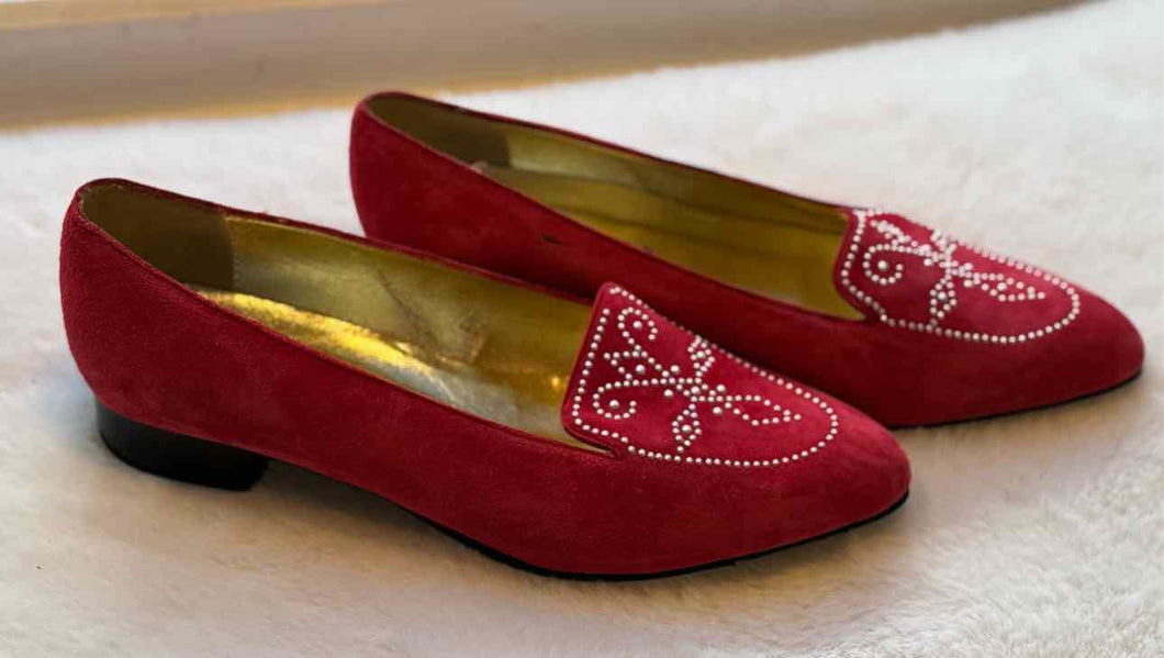 Size 7 Red Flats Pre-Owned Shoes- Ladies