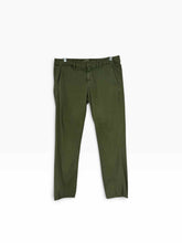 Load image into Gallery viewer, Nili Lotan Size 4 Olive Pre-Owned Pants- Ladies
