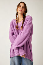 Load image into Gallery viewer, Free People Size X- Small Lavender Sweater- Ladies
