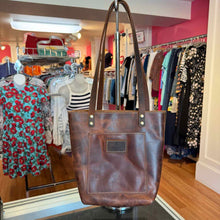 Load image into Gallery viewer, Growley Size Small Leather Tote Bag Pre-Owned Purse- Ladies
