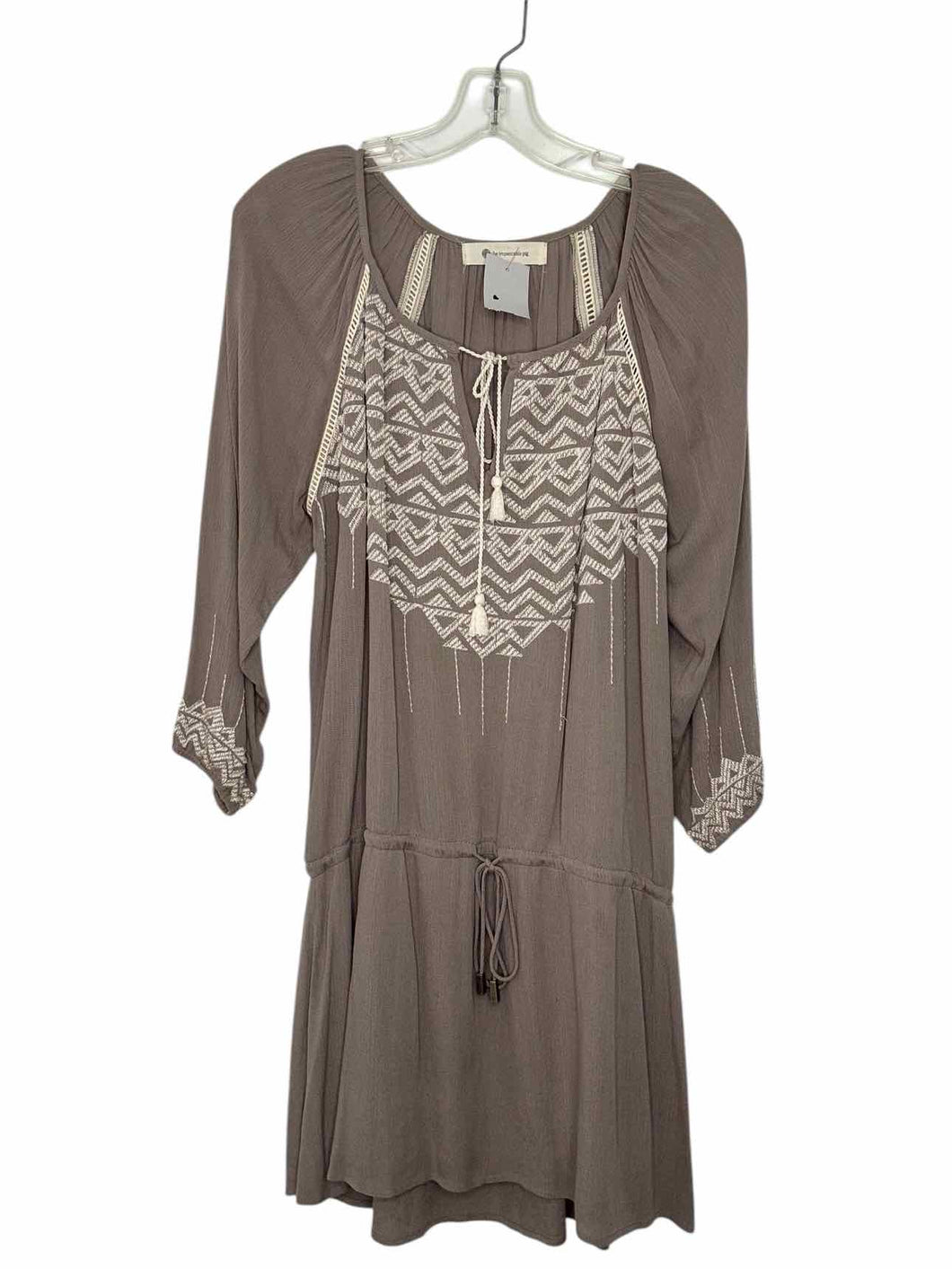 Size Medium Grey Pre-Owned Dress- Ladies