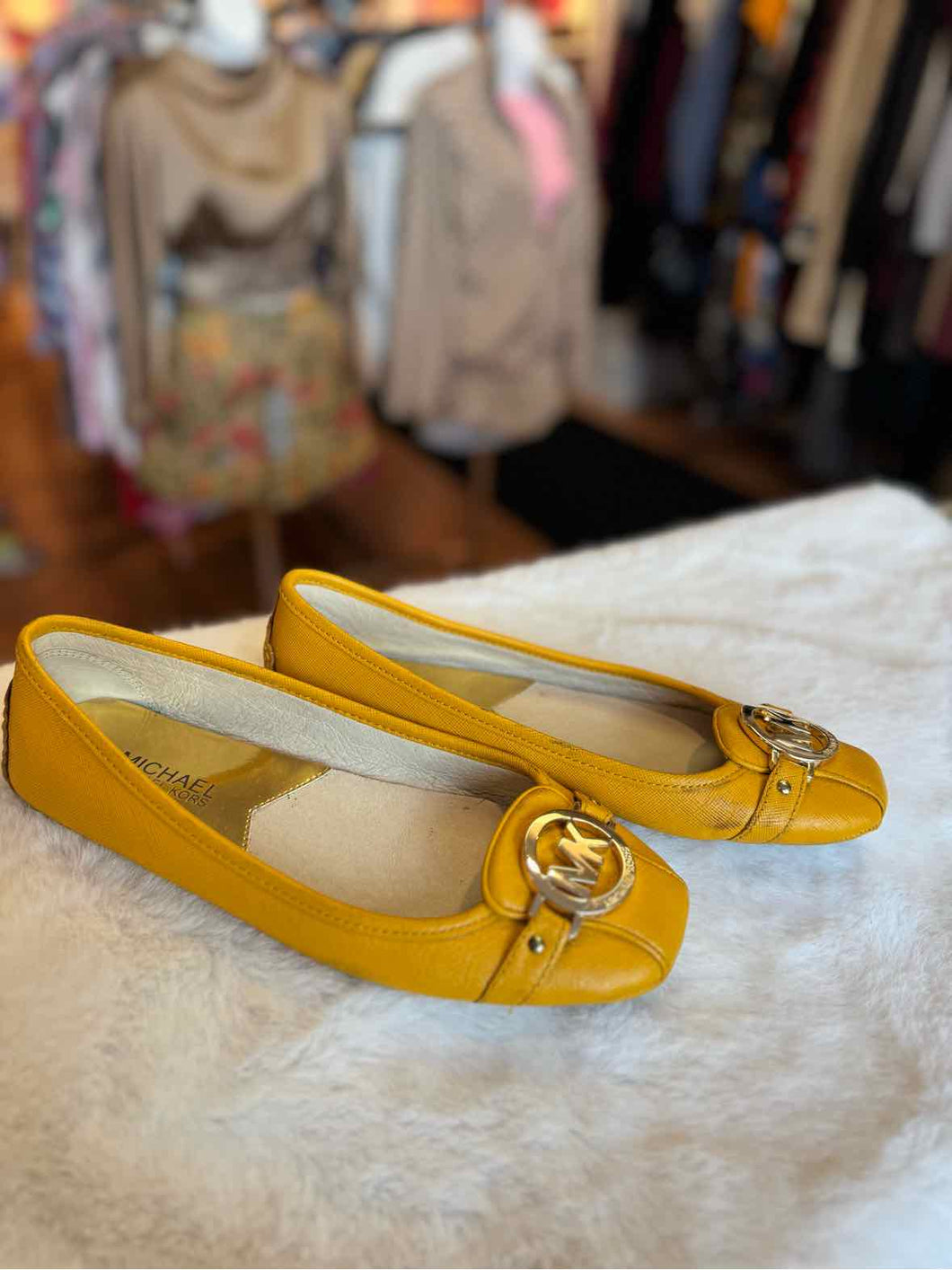 Michael Kors Size 7.5 Mustard Flats Pre-Owned Shoes- Ladies