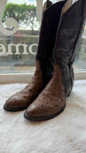 Load image into Gallery viewer, Size 7 Burgundy Pre-Owned Boots- Ladies
