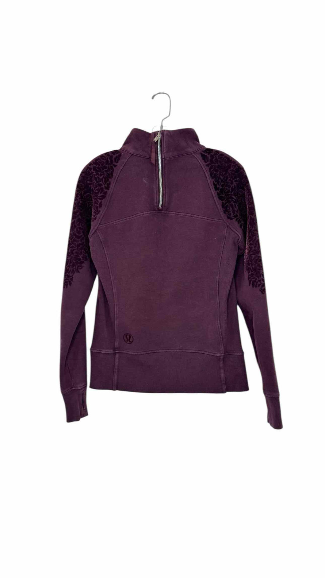 Lululemon Size 6 Purple Pre-Owned Sweatshirt- Ladies