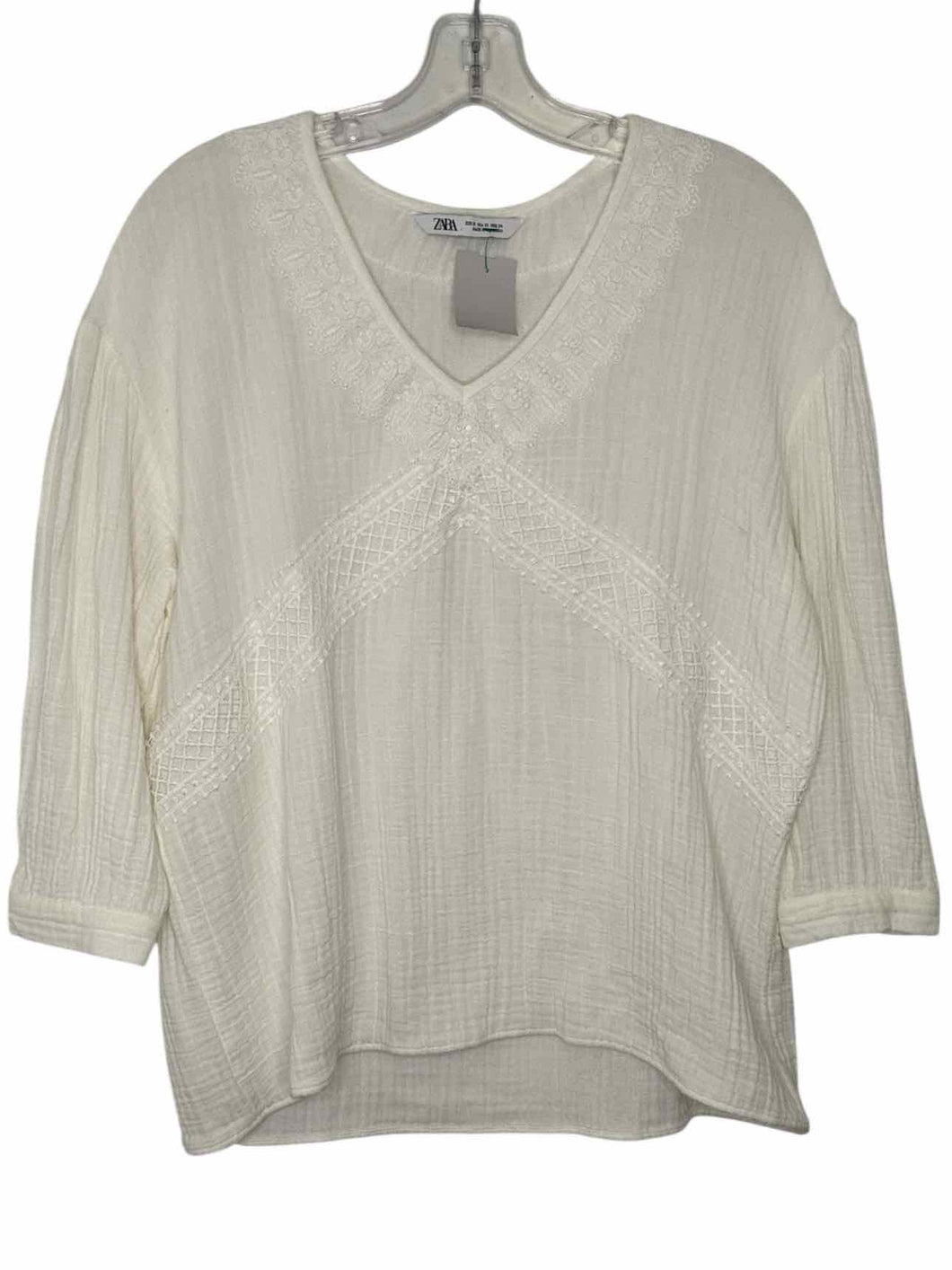 Zara Size X- Small White Pre-Owned Blouse- Ladies