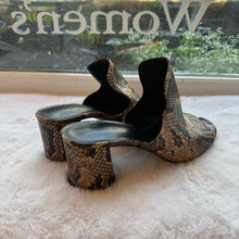 Load image into Gallery viewer, Vince Size 11 Snakeskin Sandal Pre-Owned Shoes- Ladies
