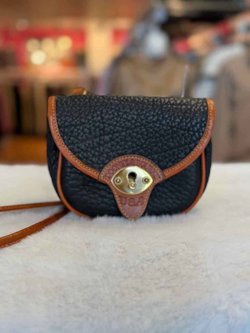 Dooney & Bourke Navy Pre-Owned Purse- Ladies