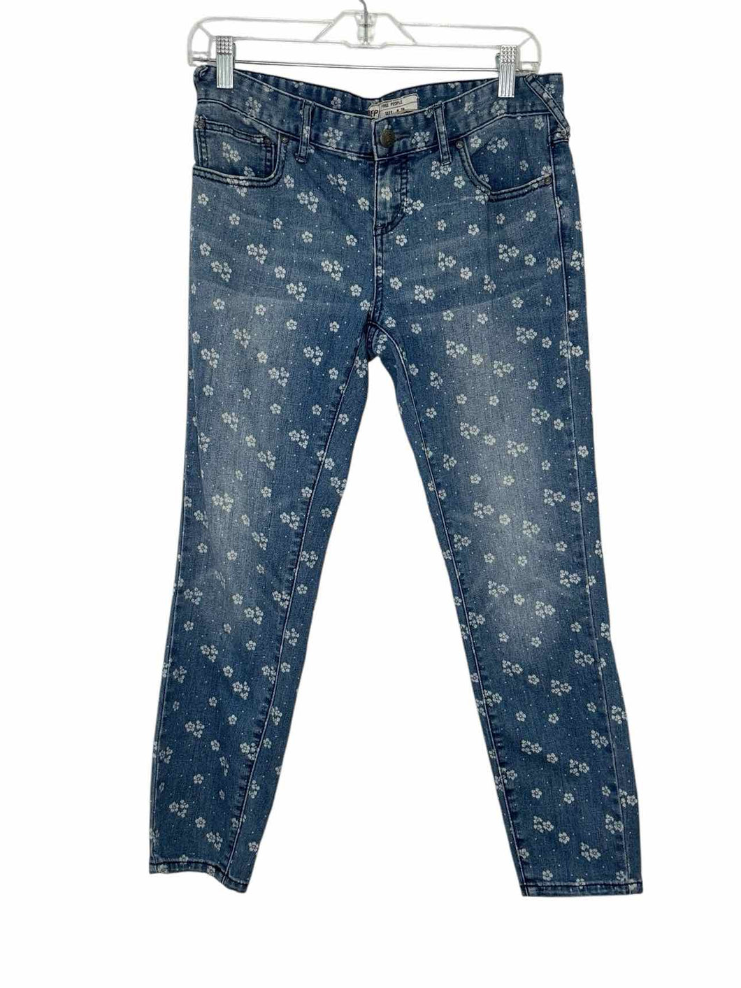 Free People Size 28 Denim Print Pre-Owned Jeans- Ladies