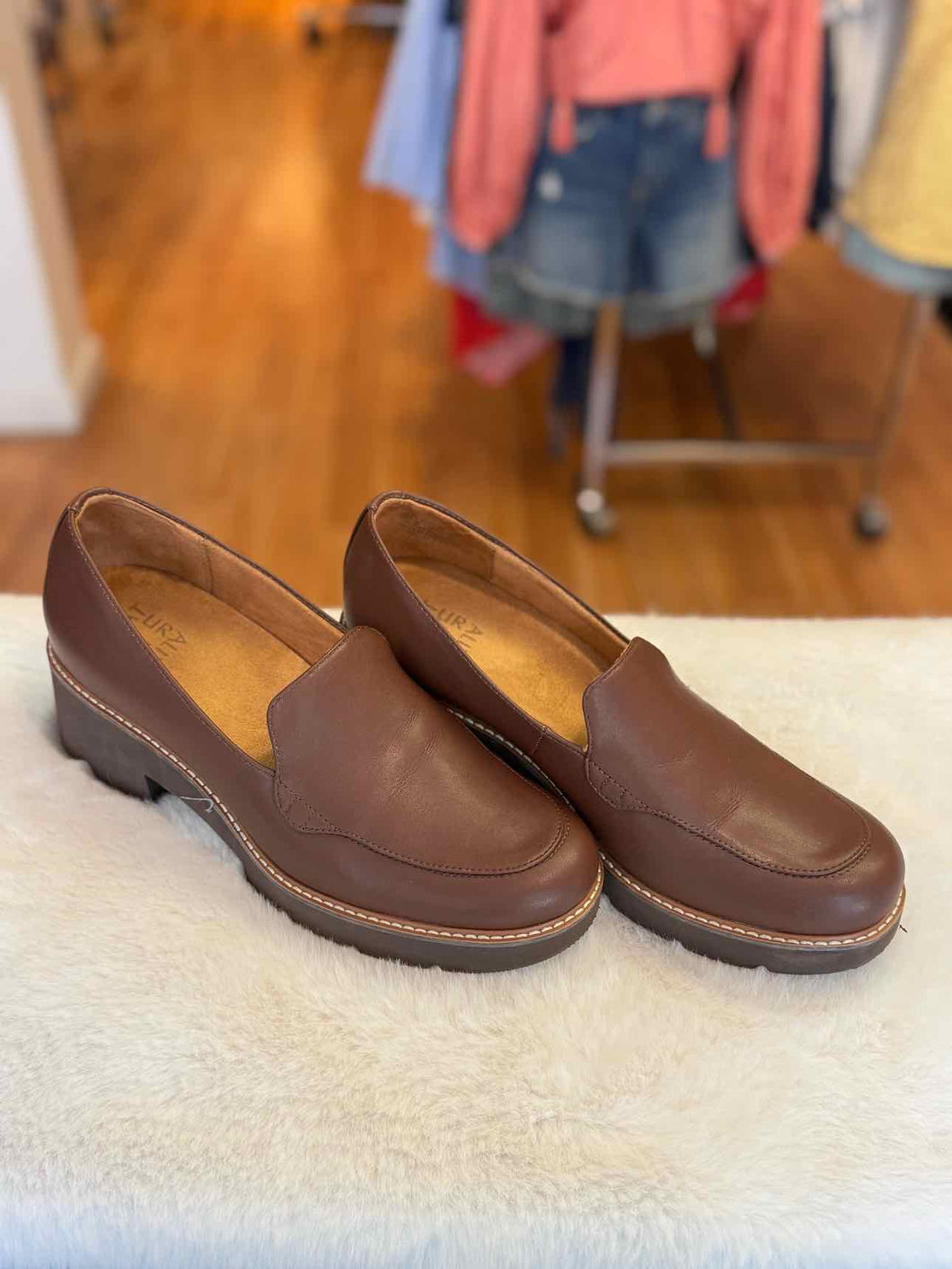 Naturalizer Size 10 Brown Loafer Pre-Owned Shoes- Ladies