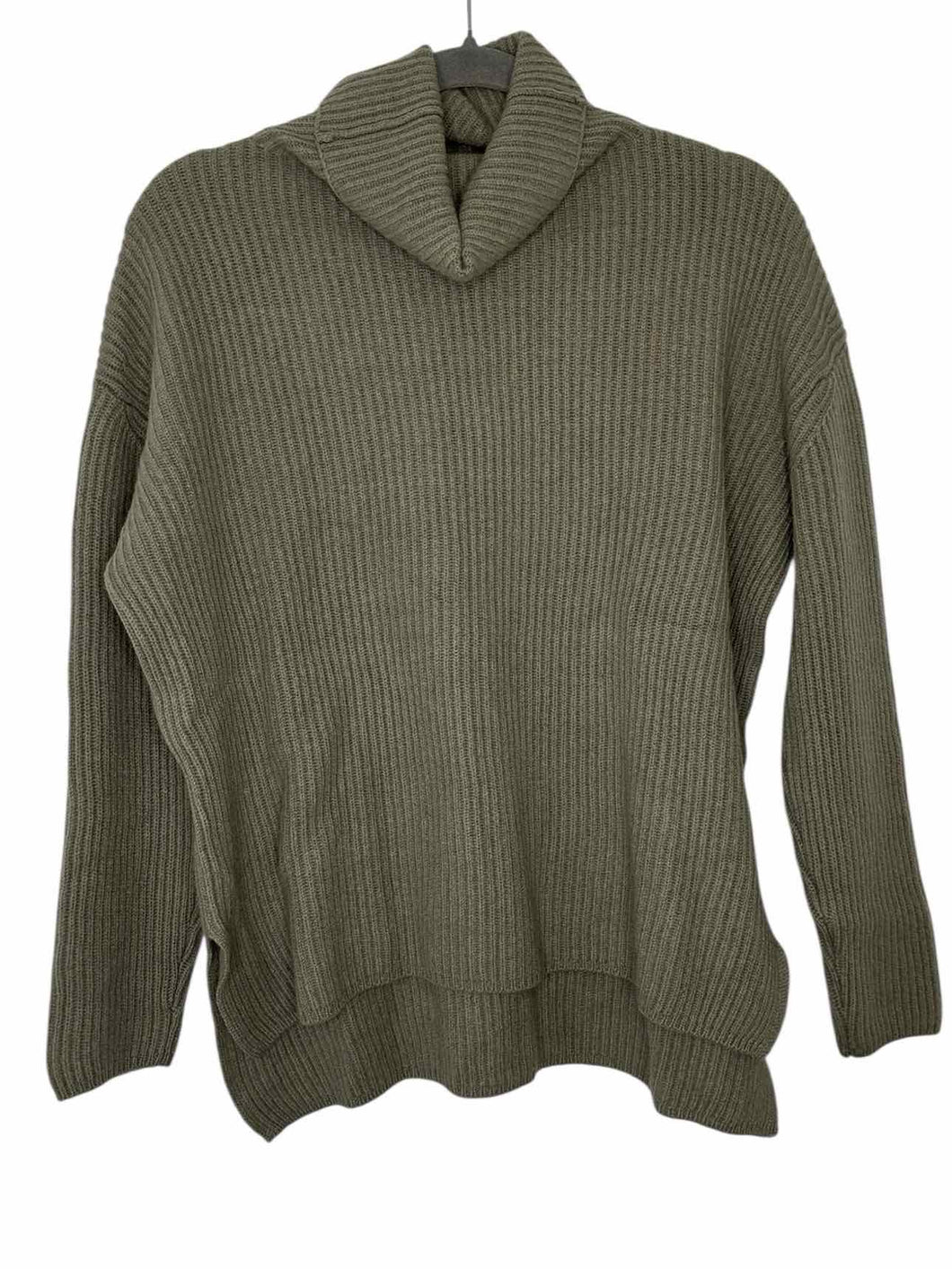 Nordstrom Size Small Green Pre-Owned Sweater- Ladies