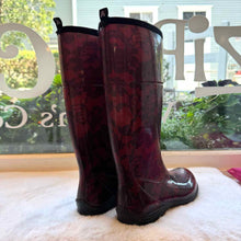 Load image into Gallery viewer, Kamik Size 8 Red Print Pre-Owned Boots- Ladies

