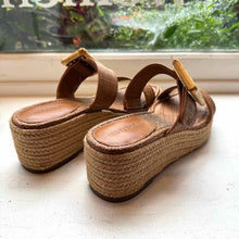 Load image into Gallery viewer, J McLaughlin Size 7.5 Straw Sandal Pre-Owned Shoes- Ladies
