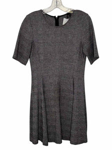 Theory Size 4 Grey Pre-Owned Dress- Ladies