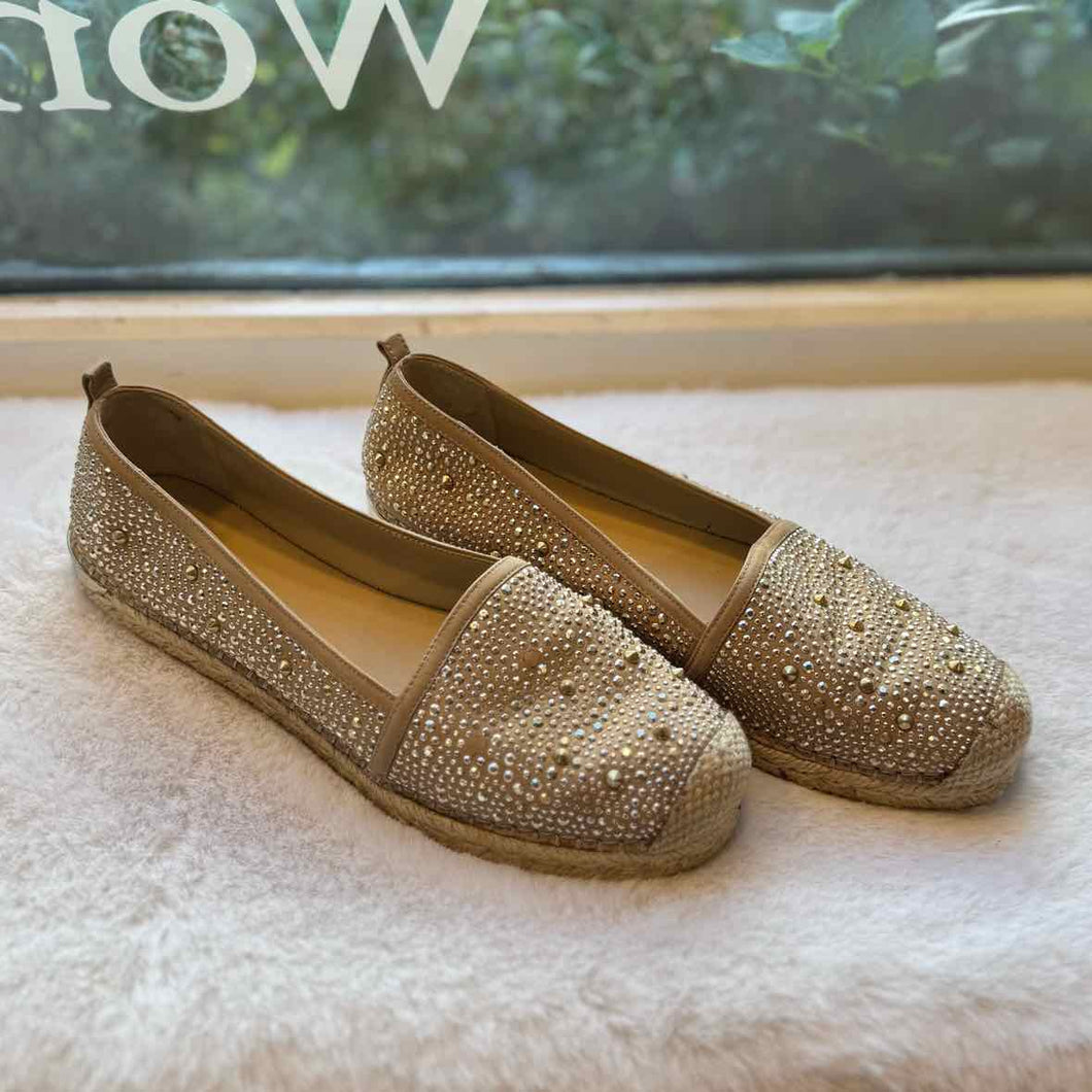 Stuart Weitzman Size 8N Gold Flats Pre-Owned Shoes- Ladies