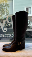 Load image into Gallery viewer, Frye Size 8.5 Brown Pre-Owned Boots- Ladies
