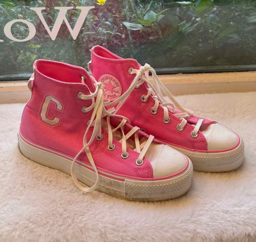 Converse Size 9 Pink Sneaker Pre-Owned Shoes- Ladies
