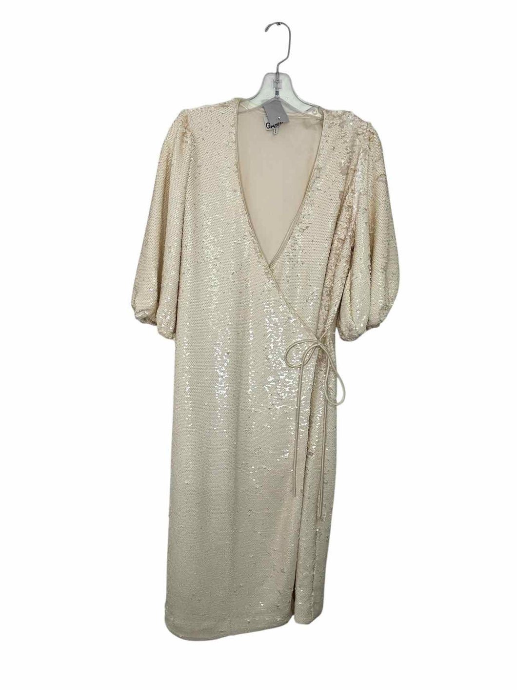 Ganni Size X- Small Ivory Pre-Owned Dress- Ladies