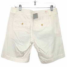 Load image into Gallery viewer, Lilly Pulitzer Size 6 White Pre-Owned Shorts- Ladies
