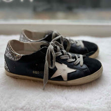 Load image into Gallery viewer, Golden Goose Size 37 Black Sneaker Pre-Owned Shoes- Ladies
