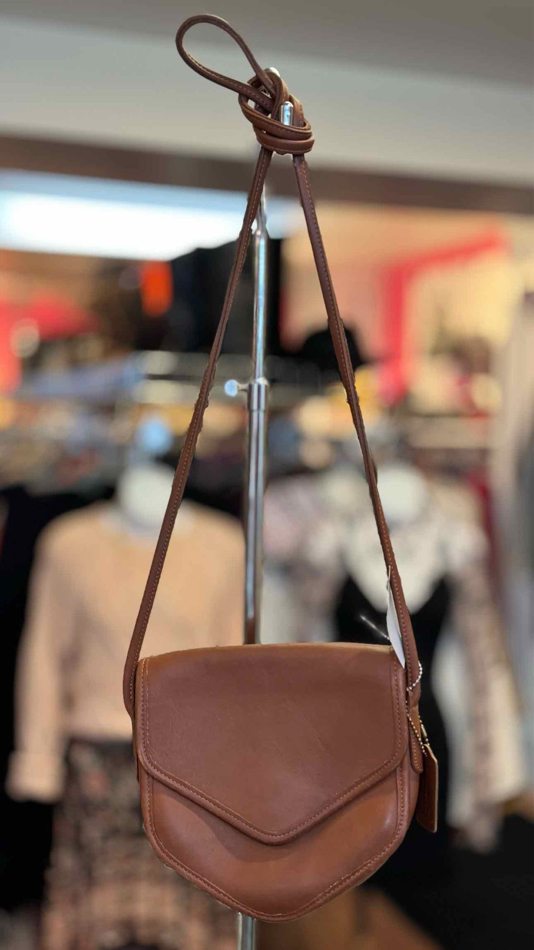 Coach Caramel Pre-Owned Purse- Ladies