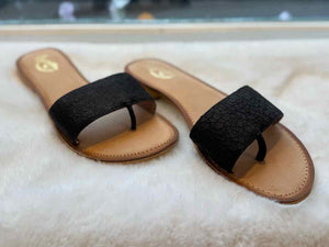 Seychelles Size 8 Black Sandal Footwear- NWOB Shoes- Ladies