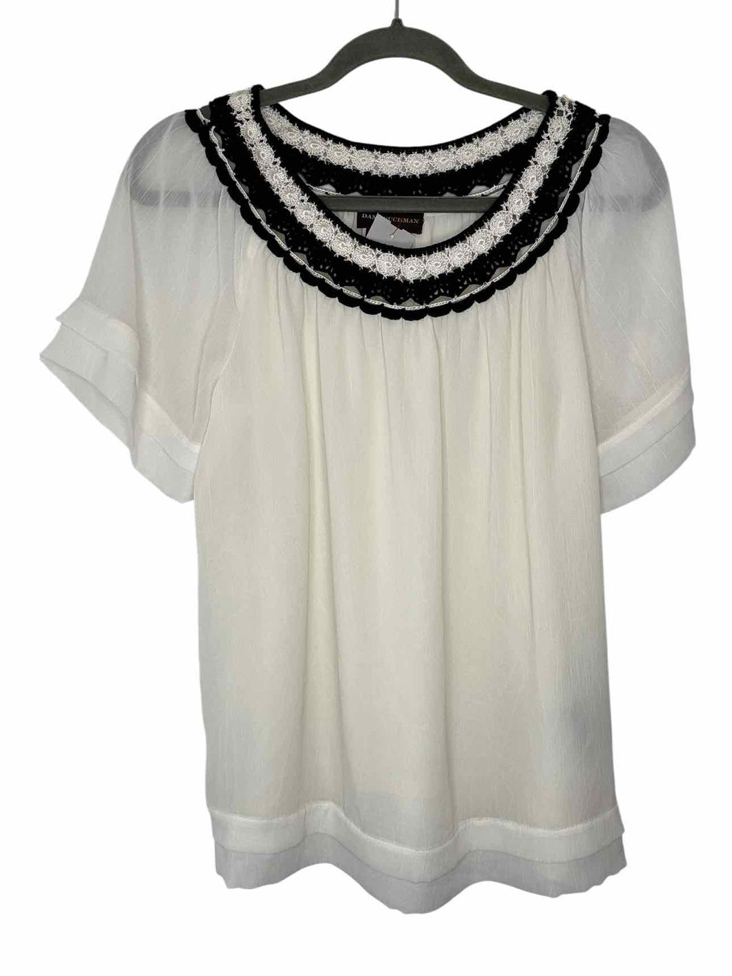 Dana Buchman Size 10 White Pre-Owned Blouse- Ladies