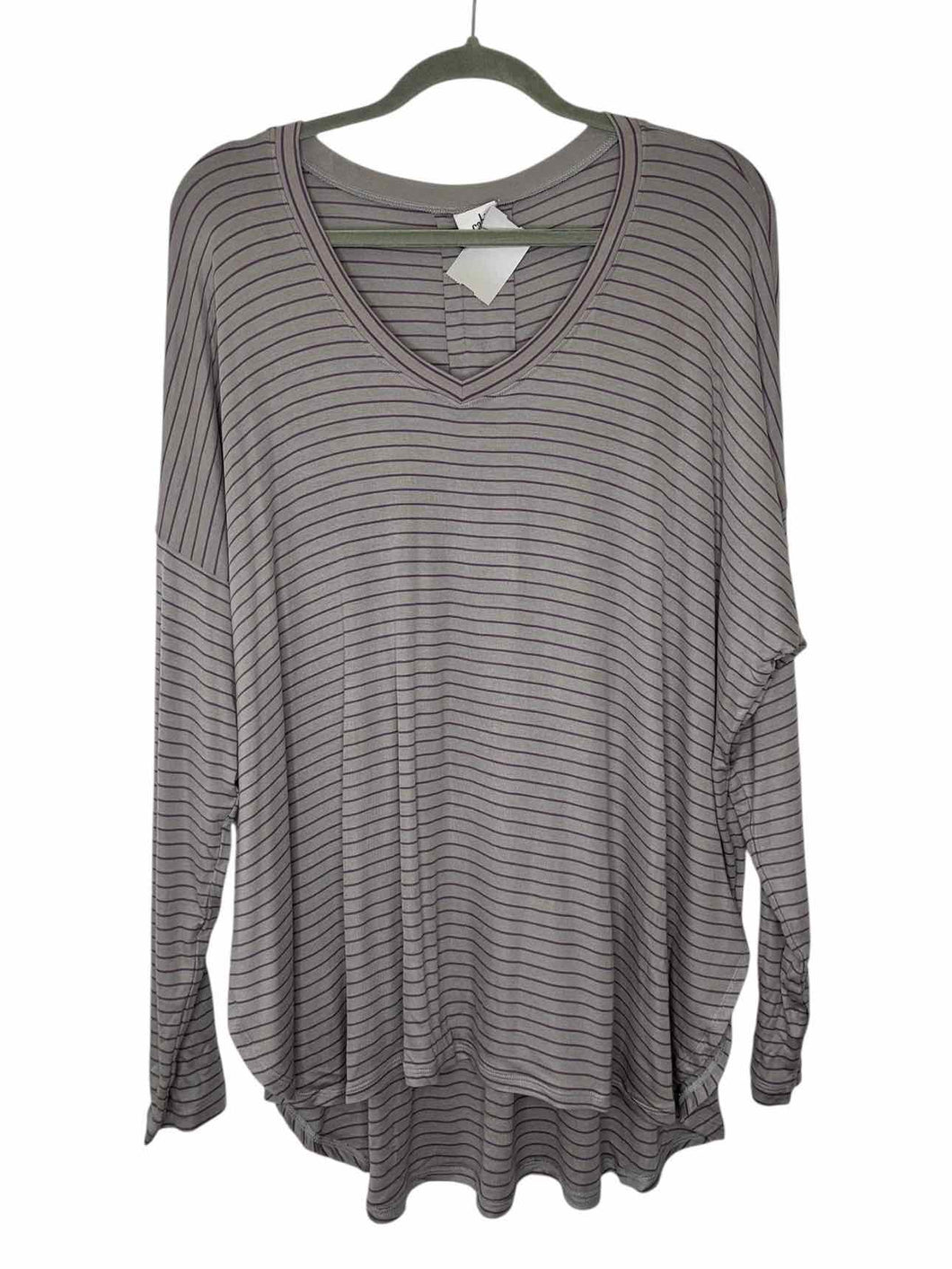 Cabi Size Large Purple Stripe Pre-Owned Top- Ladies