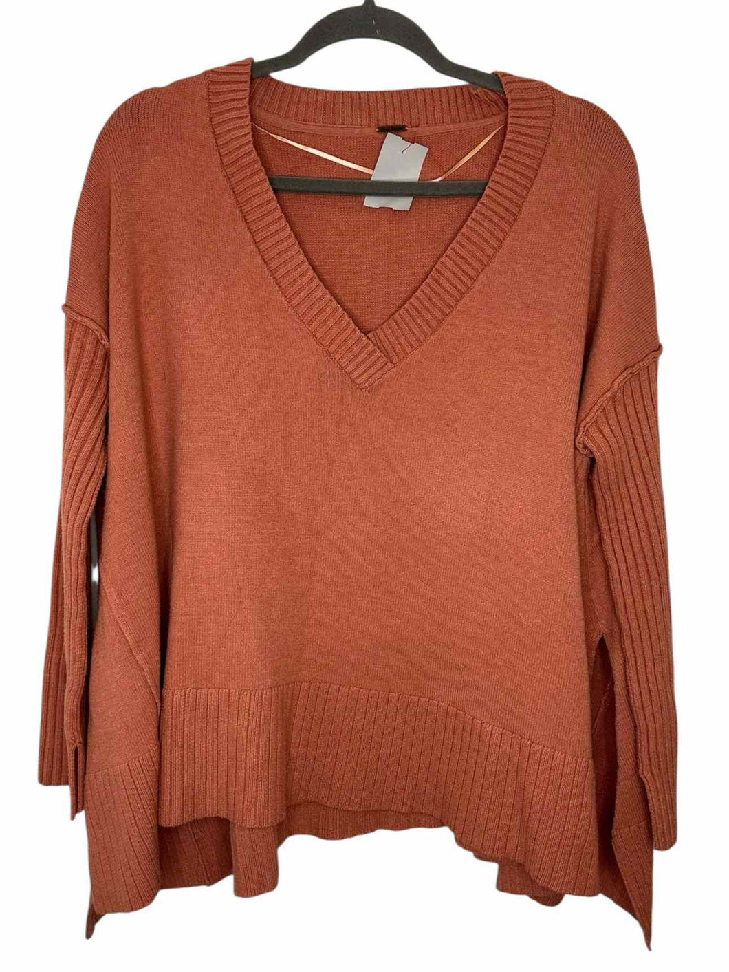 Free People Size S/M Terracotta Pre-Owned Sweater- Ladies