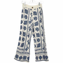 Load image into Gallery viewer, Joie Size 4 Cream Print Pre-Owned Pants- Ladies
