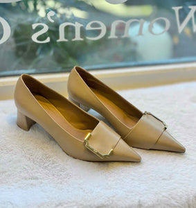 Size 37 Tan Heels Pre-Owned Shoes- Ladies