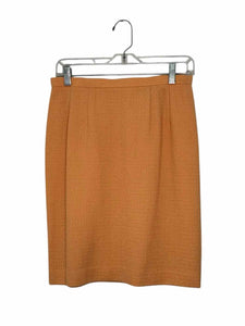 Carlisle Size 10 Peach Pre-Owned Skirt- Ladies