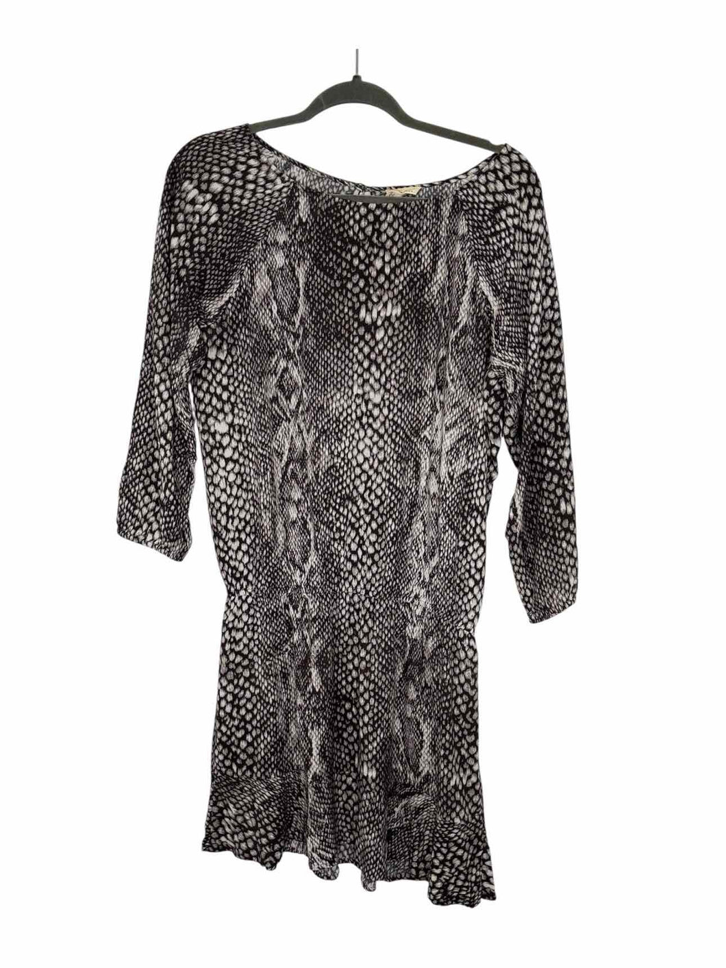 Soft Joie Size Medium Grey Print Pre-Owned Dress- Ladies