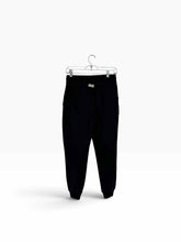 Load image into Gallery viewer, Lululemon Size 6 Black Pre-Owned Sweatpants

