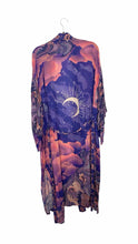 Load image into Gallery viewer, Spell &amp; the Gypsy Size S/M Pink Print Pre-Owned Robe- Ladies
