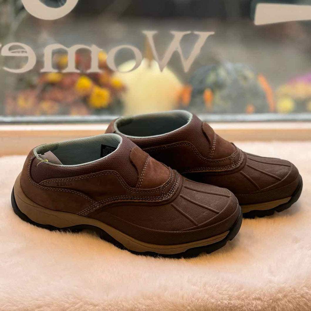 LL Bean Size 9 Brown Sneaker Pre-Owned Shoes- Ladies