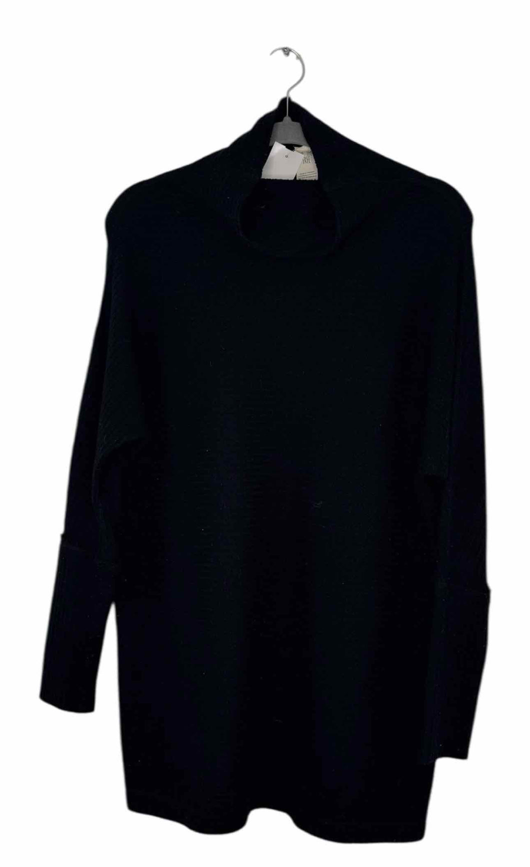 Free People Size X- Small Black Pre-Owned Sweater- Ladies