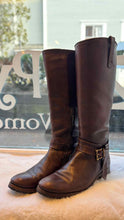 Load image into Gallery viewer, Frye Size 8.5 Brown Pre-Owned Boots- Ladies

