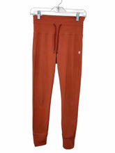 Load image into Gallery viewer, Vuori Size Small Coral Pre-Owned Pants- Ladies
