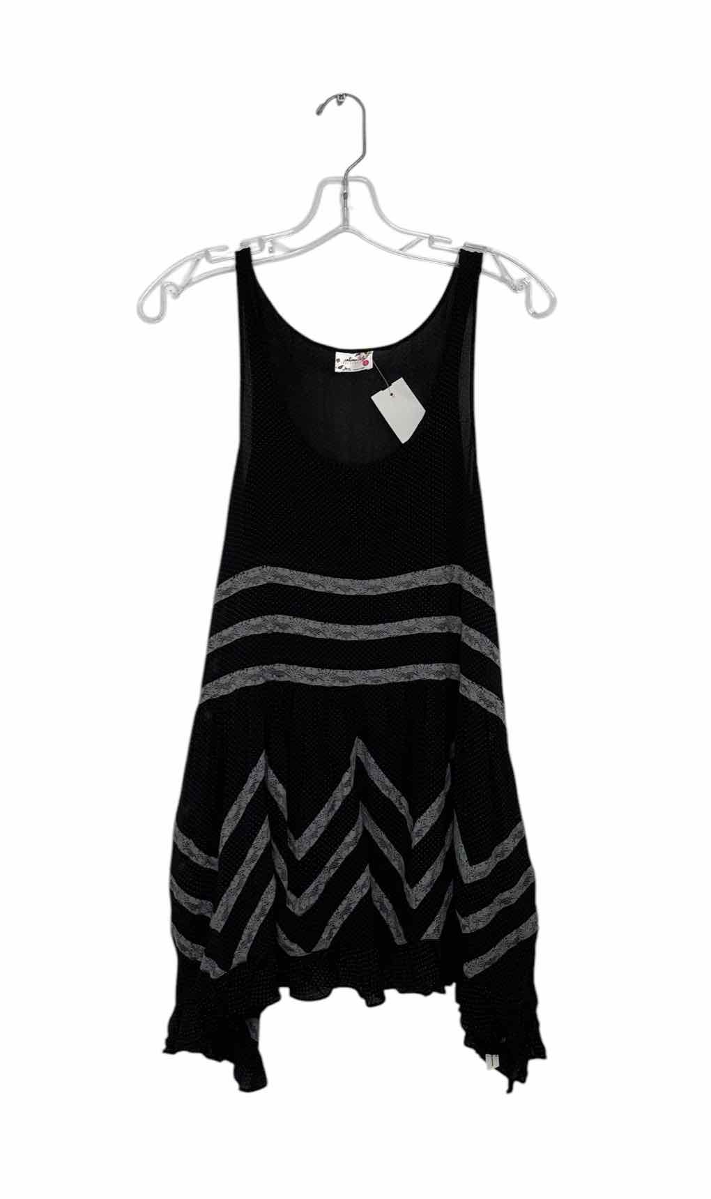 Free People Size X- Small Black Pre-Owned Tank Top- Ladies