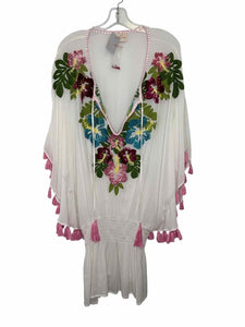 Size Medium White Pre-Owned Dress- Ladies